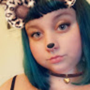 Meet your Posher, Layna